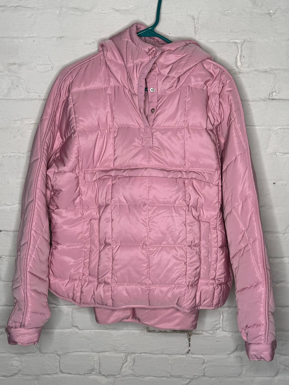 Altar’d State Puffer Pullover L